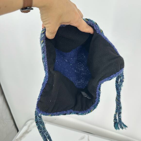 Ambler Womens Wool Beanie Hand Knit Blue Purple Winter Norwegian Scandinavian - Picture 3 of 6